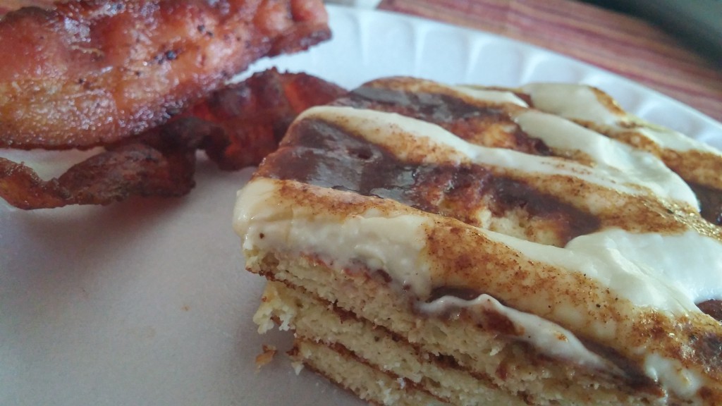 Keto Cinnamon Roll Pancakes