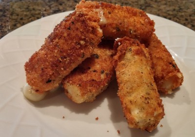 Billedresultat for fried mozzarella sticks