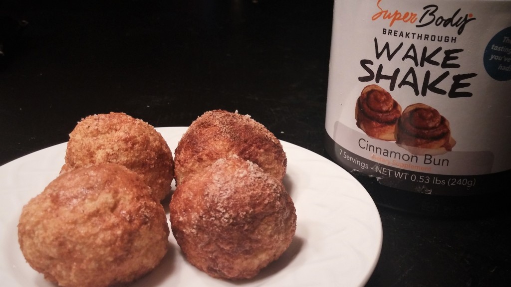 Wake Shake Low Carb Collagen Doughnuts